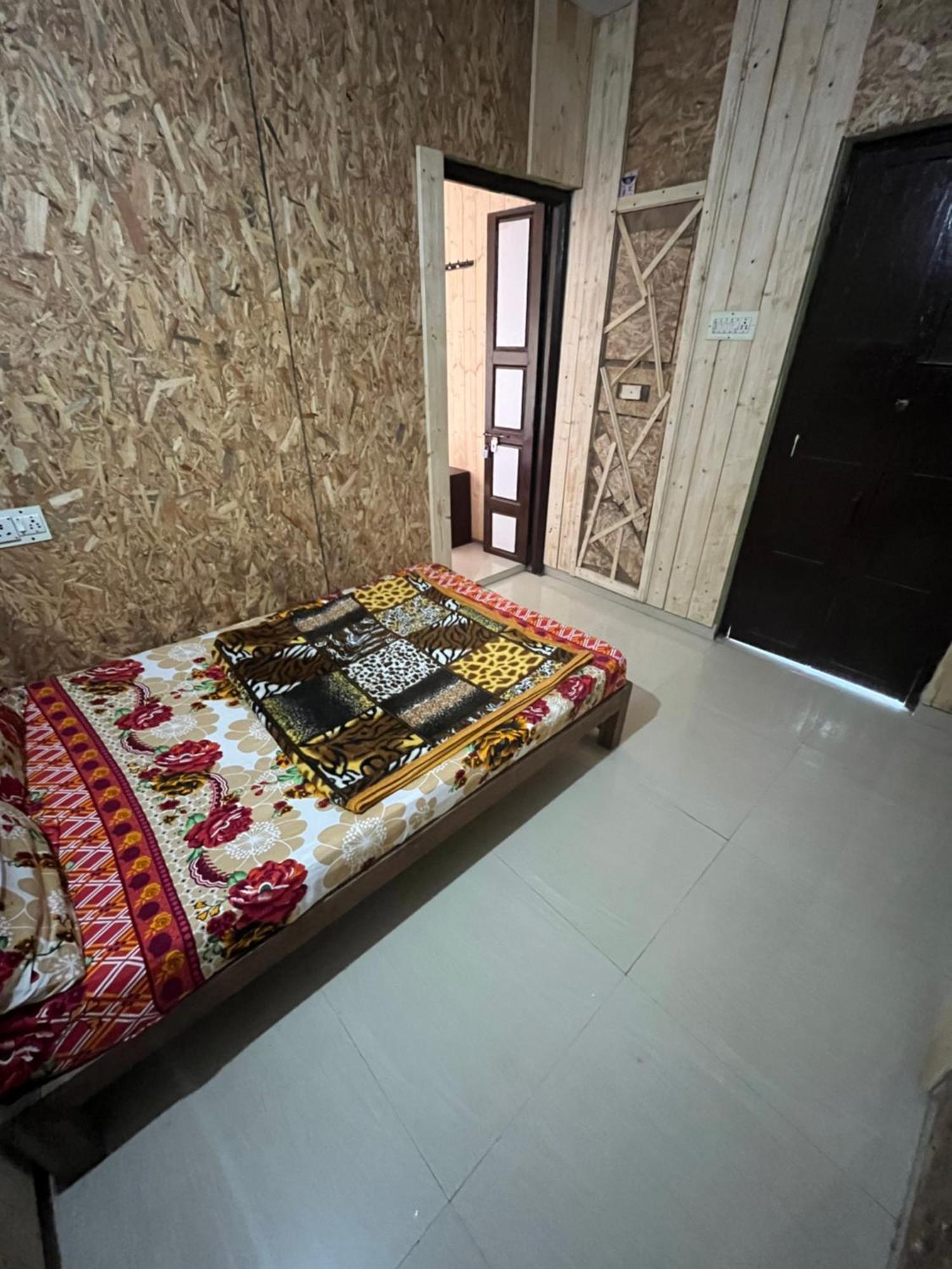 Kelvin Eva Homestay Кодайканал Екстериор снимка